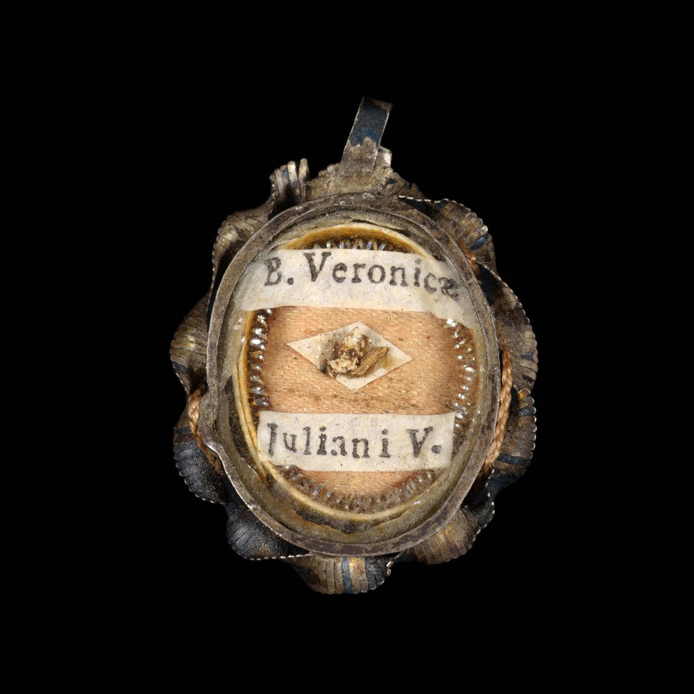 RELIQUARY, RELIC OF VERONIQUE GIULIANI - RELICS