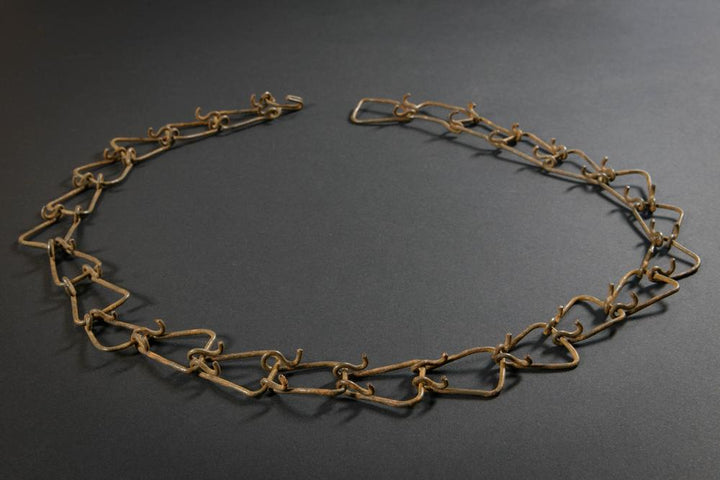 Instruments de penitence et de flagellation : cilices et disciplines ...