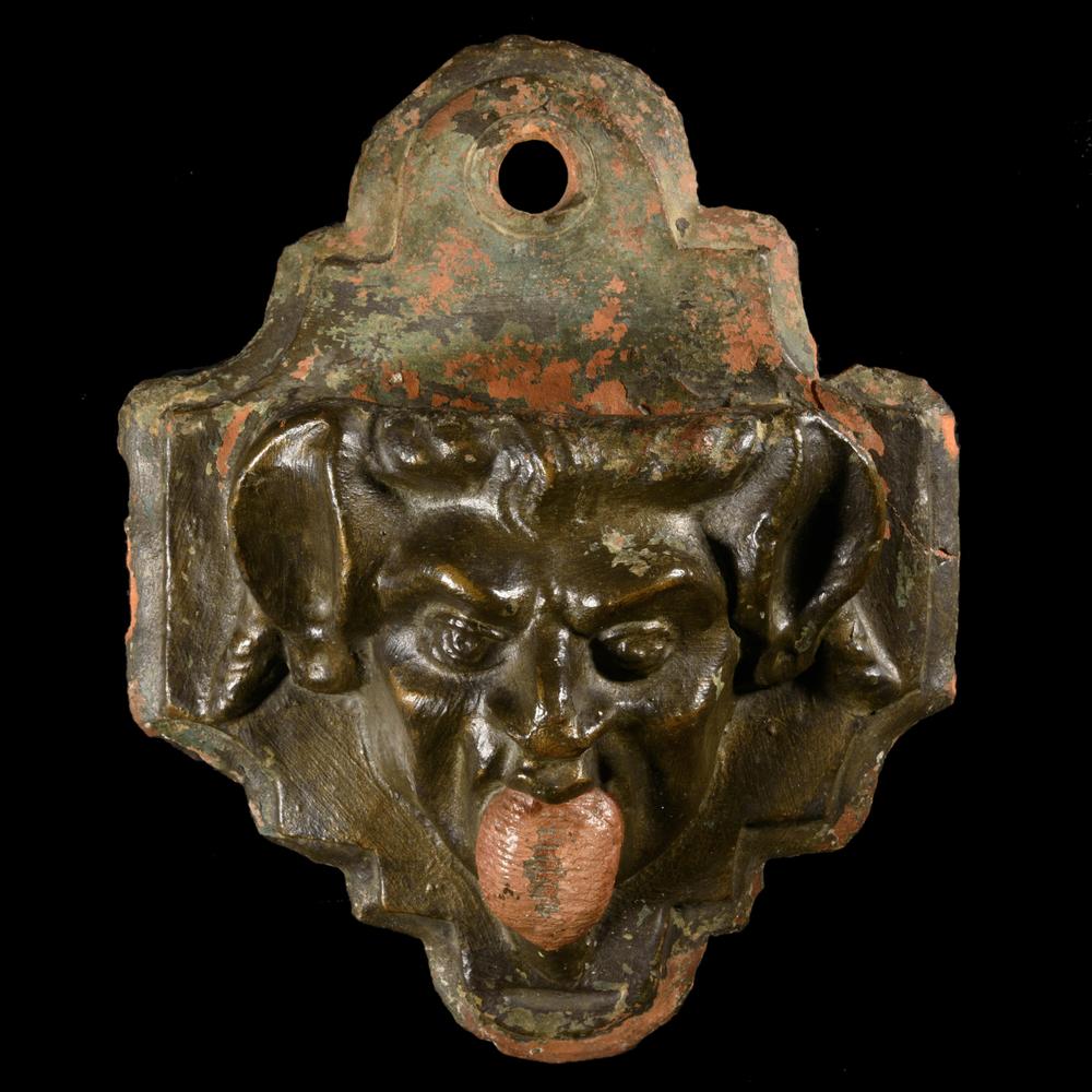 DIABOLICAL TERRACOTTA HOLY WATER STOUP, 17TH CENTURY - RELICS