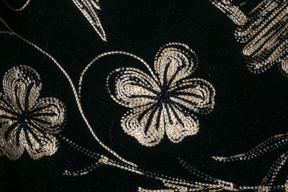 Drap de cercueil en velours noir XIXᵉ siècle - RELICS