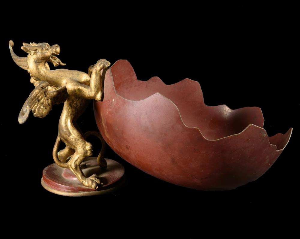 GRAND GRIFFON ART NOUVEAU AVEC VASQUE FANTASTIQUE - RELICS