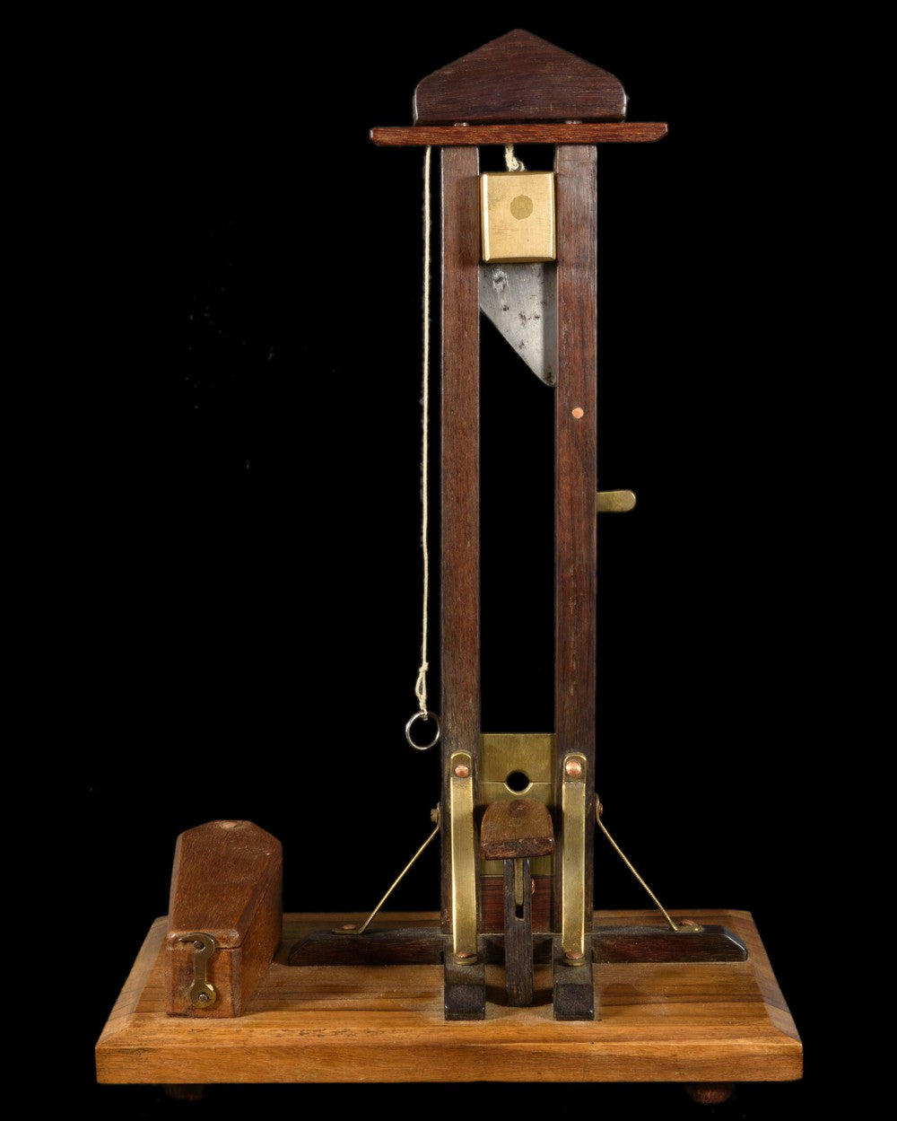 MINIATURE GUILLOTINE 19th - RELICS