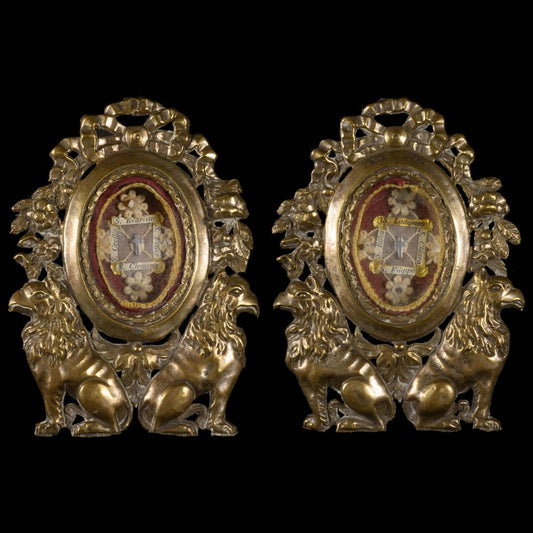 PAIR OF 18TH-CENTURY ITALIAN RELIQUARIES WITH GRIFFINS - RELICS