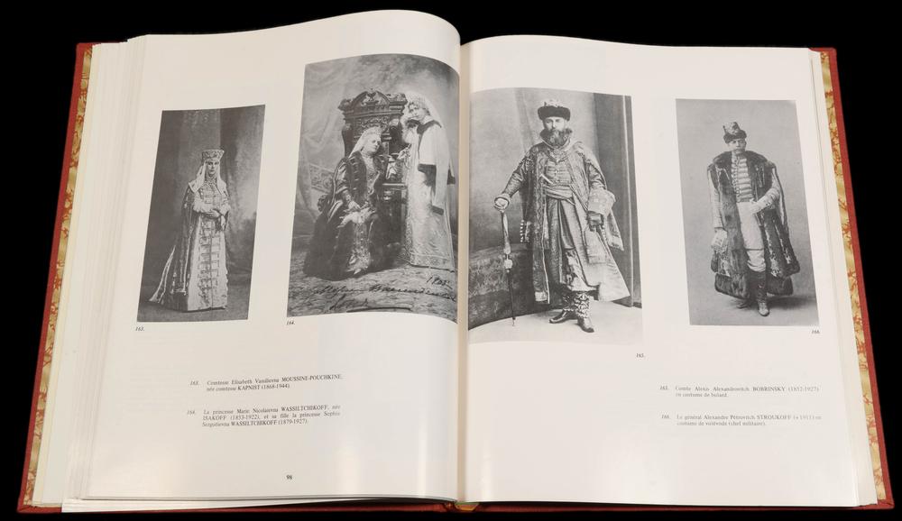Photographies anciennes de la noblesse russe dans Noblesse russe Portraits de Jacques Ferrand, album iconographique rare