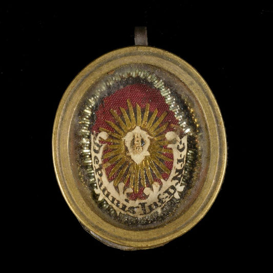 RELIC OF THE CLOTHS OF CHRIST’S INFANCY - RELICS