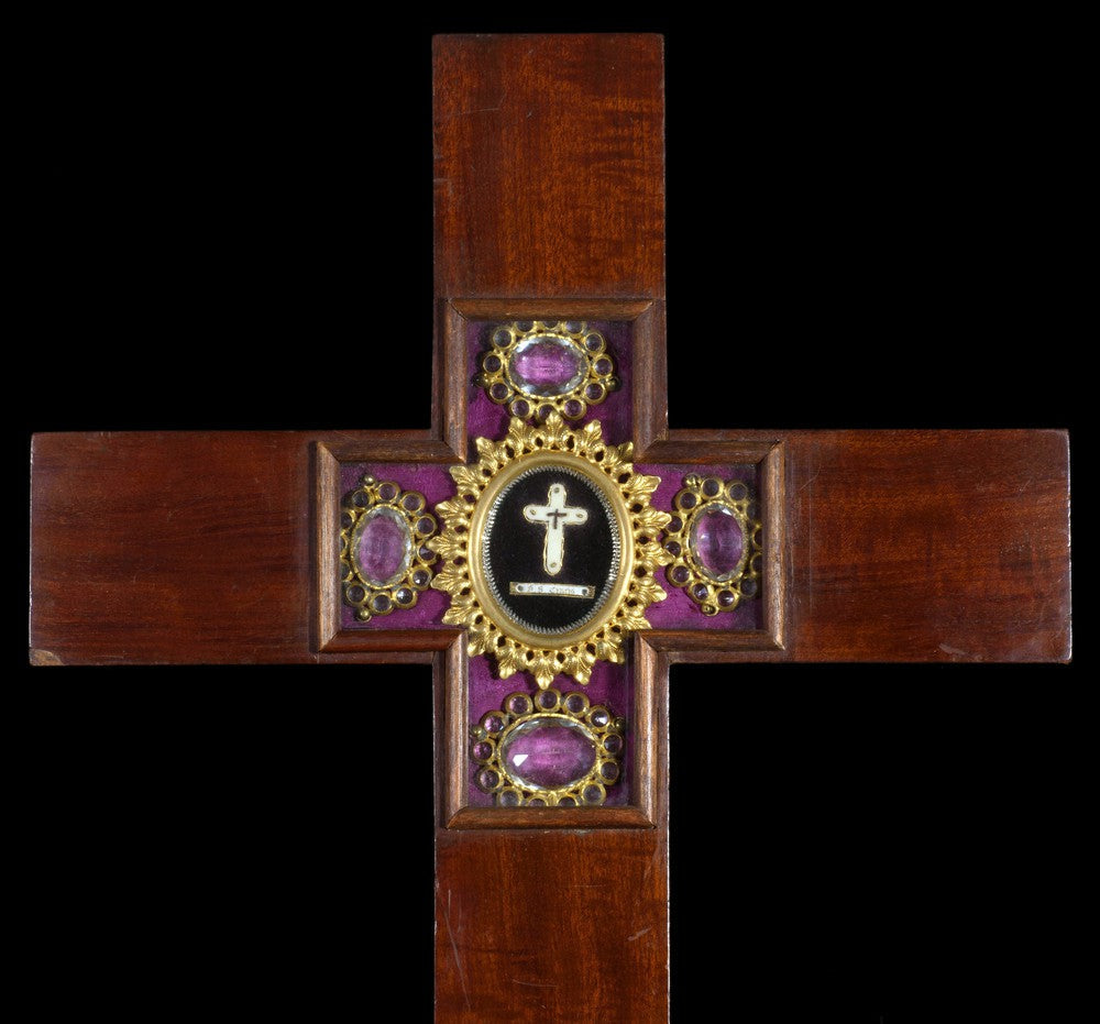 ALTAR RELIQUARY OF THE TRUE CROSS RELICS ALTAR RELIQUARY OF THE TRUE CROSS RELICS