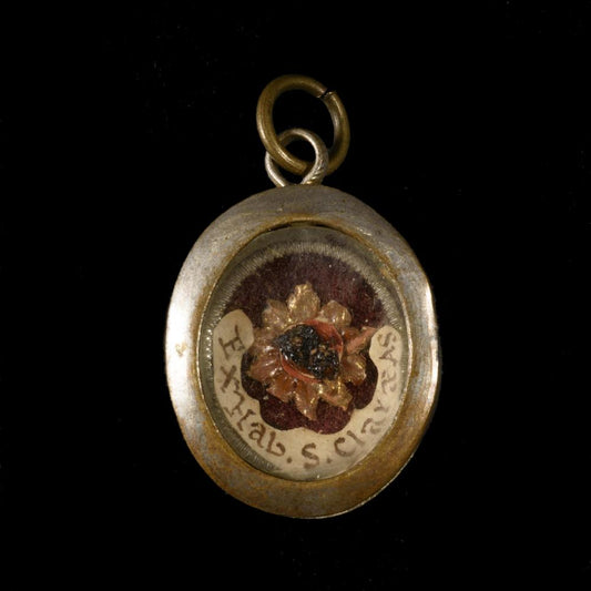 RELIQUARY OF SAINT CLARE OF ASSISI - RELICS