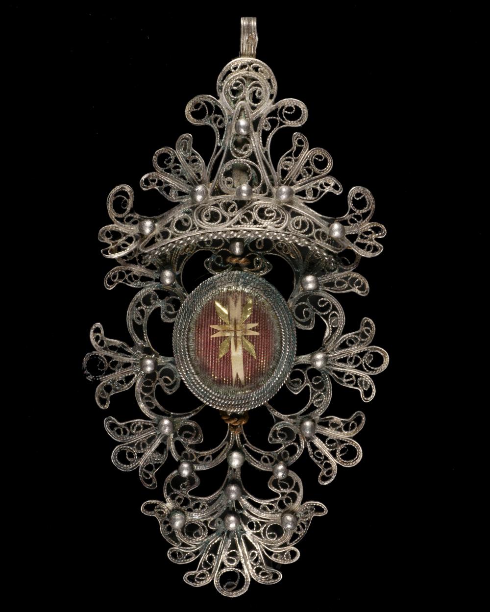RELIQUARY OF THE TRUE CROSS WITH VATICAN HALLMARK - RELICS