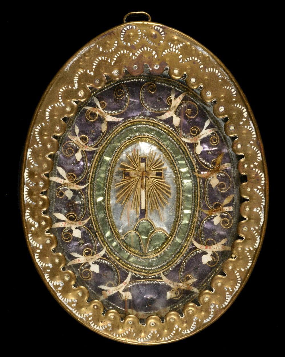 RELIQUARY, RELIC OF THE TRUE CROSS AND 13 RELICS-RELICS