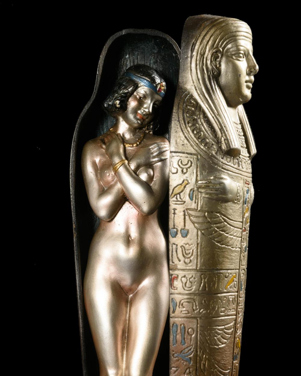 SARCOPHAGE ÉROTIQUE ART DÉCO EN BRONZE – BERGMANN - RELICS