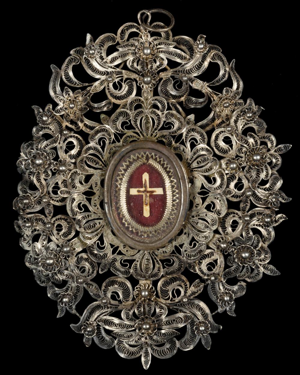 SILVER FILIGREE RELIQUARY RELIC OF THE TRUE CROSS - RELICS