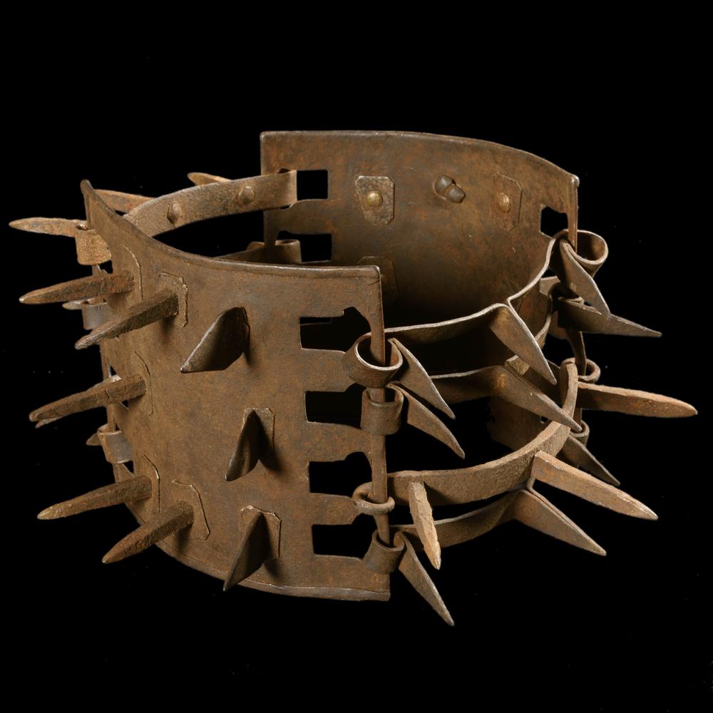 collier anti morsures - RELICS