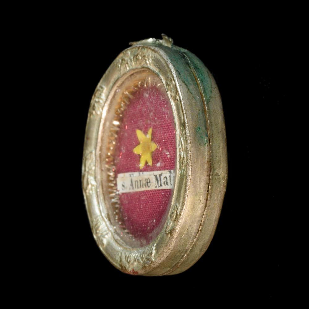relique sainte anne - RELICS
